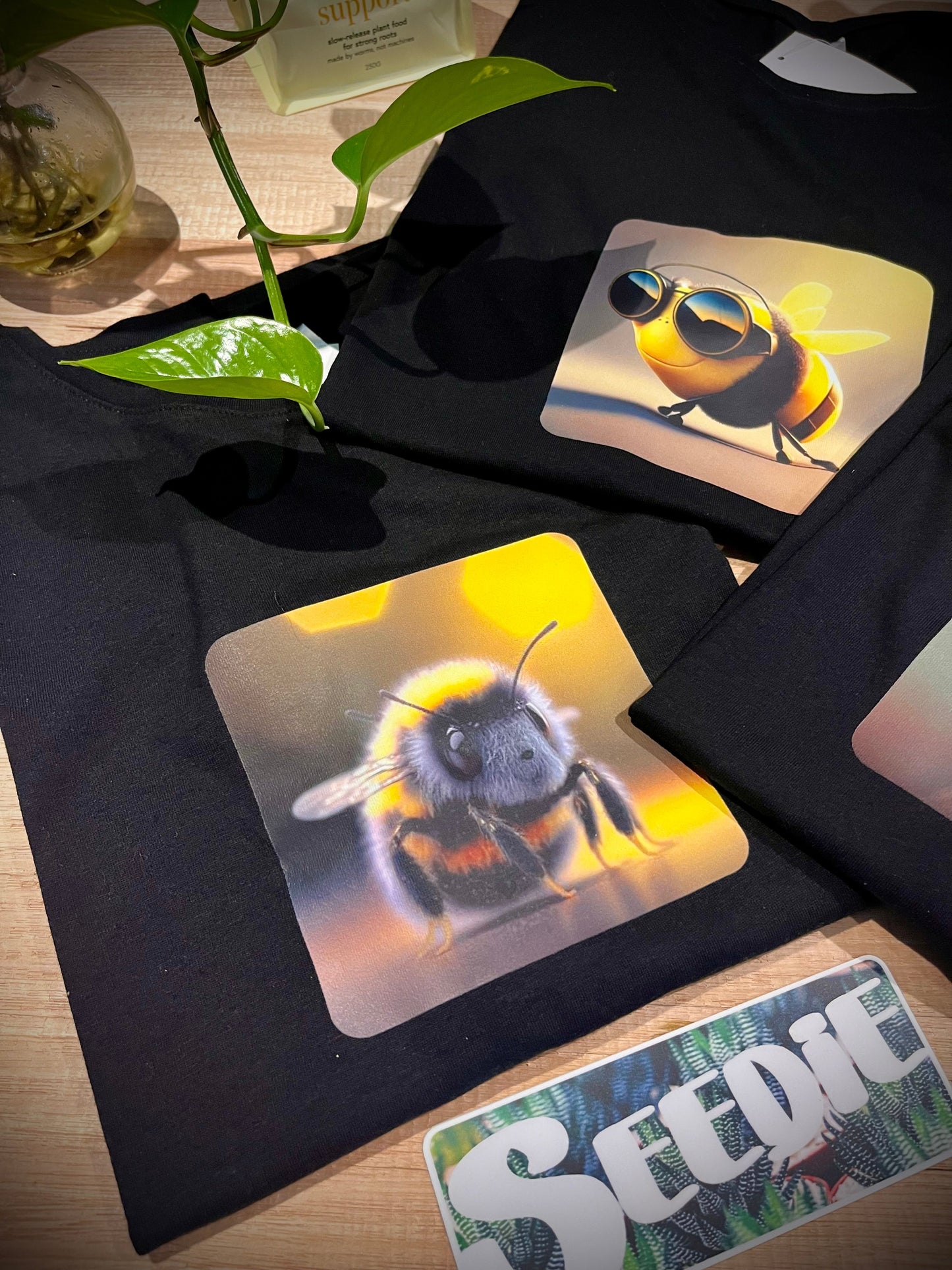 Adorable Fluffy Bee - Men's and Ladies Crewneck T-shirt π