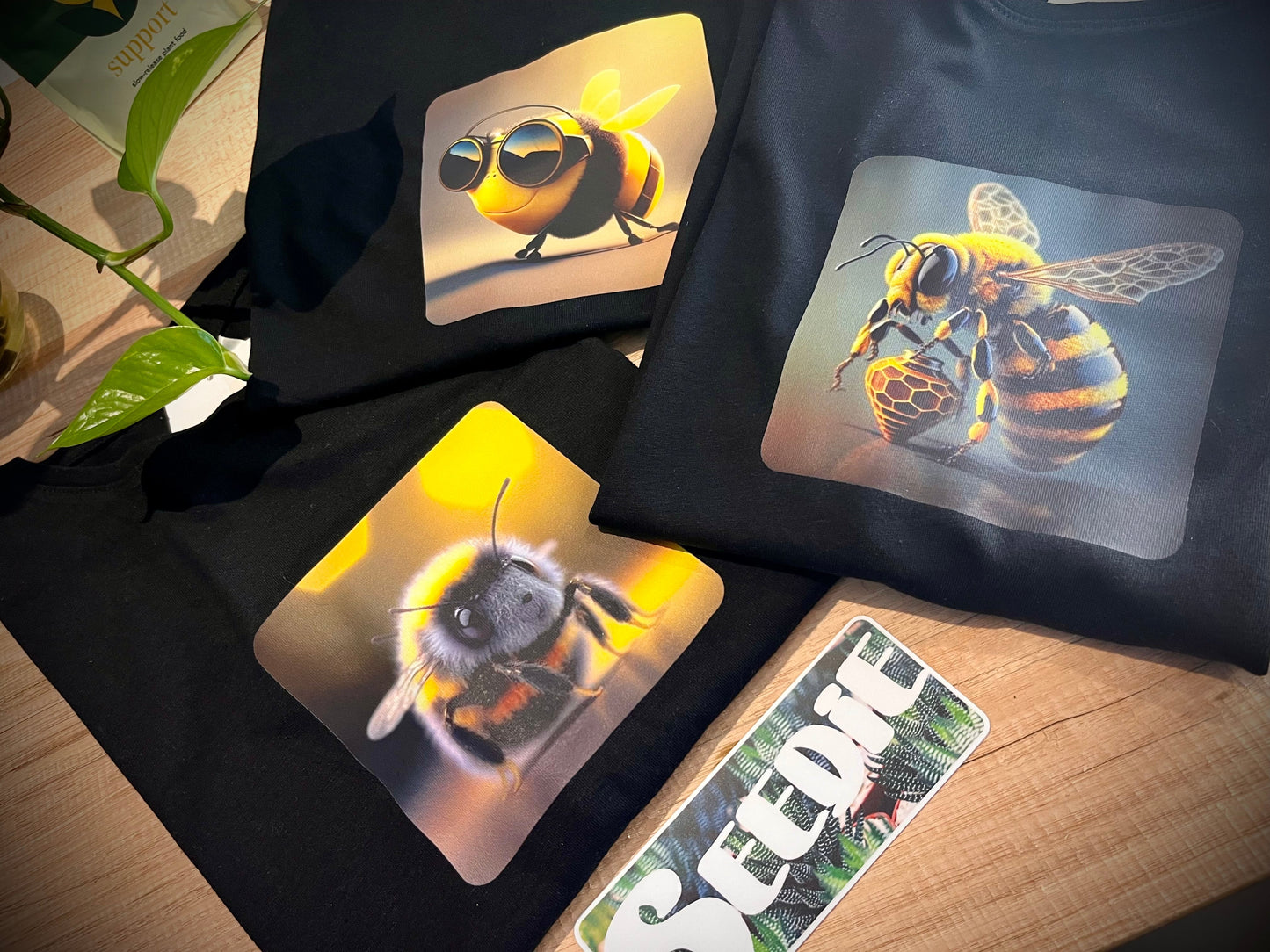 Adorable Fluffy Bee - Men's and Ladies Crewneck T-shirt π