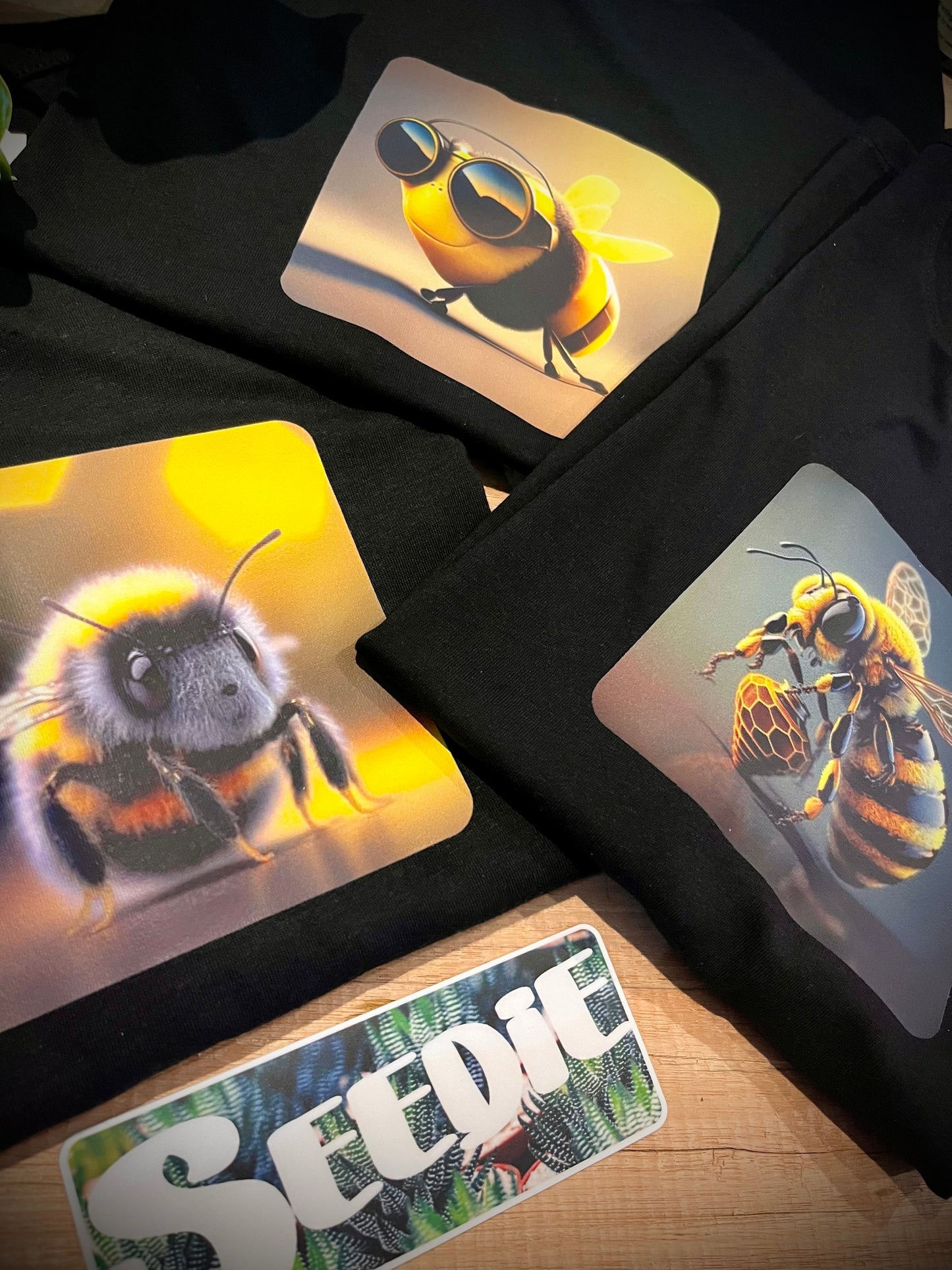 Adorable Fluffy Bee - Men's and Ladies Crewneck T-shirt π
